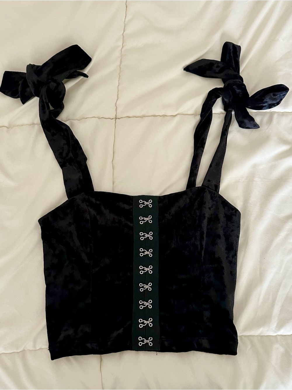 Forever 21 Black Velvet Tie-Shoulder Hook-Front Crop Top